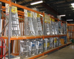 8-hardware-store-racking